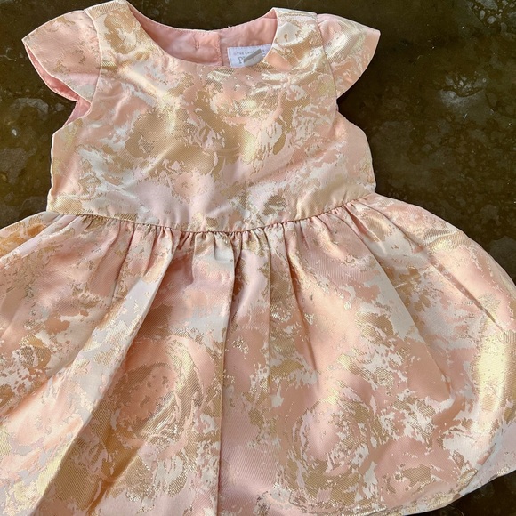 Children place: beautiful dress